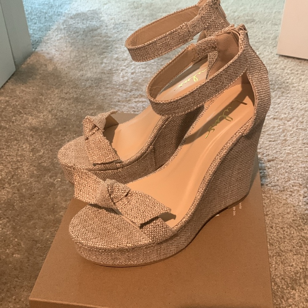 LULUS Women's Beige Wedge Sandals